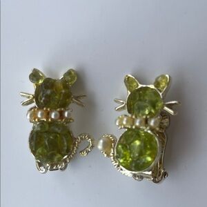 Olivine Cat Gem Stone Earrings